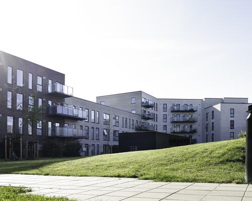 Egedal Stationsby - Dejlig 3-værelses lejlighed med stor terrasse