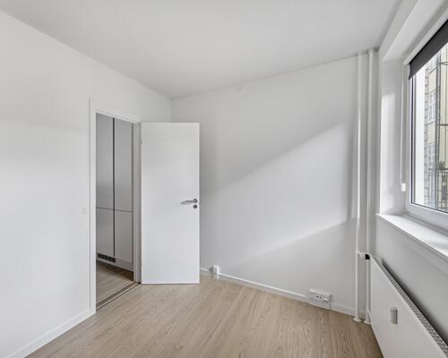 Gennemrenoveret lejlighed med panorama udsigt over Søerne