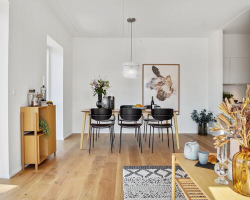 Skøn 3 værelses lejlighed med egen terrasse