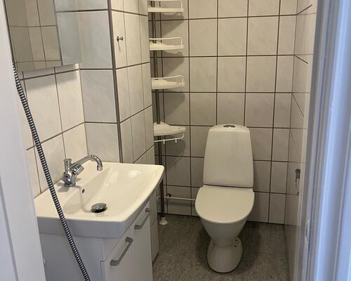 2-værelses med god beliggenhed med altan