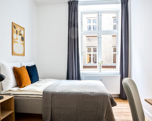 12 m2 værelse i København N