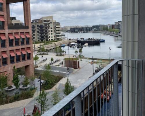 Flot helt ny lejlighed med vandudsigt i Sluseholmen