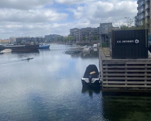 Flot helt ny lejlighed med vandudsigt i Sluseholmen
