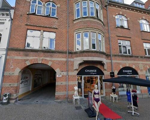 Dejlig 3 værelses lejlighed i centrum