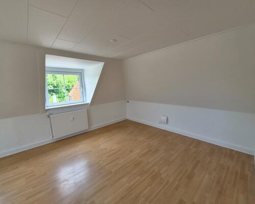 2 vær. lejlighed til leje i Gesten. 70m2