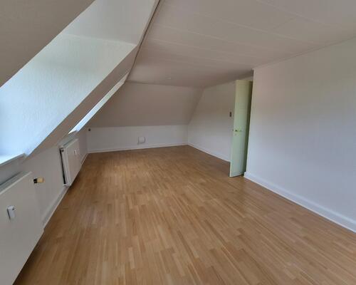 2 vær. lejlighed til leje i Gesten. 70m2