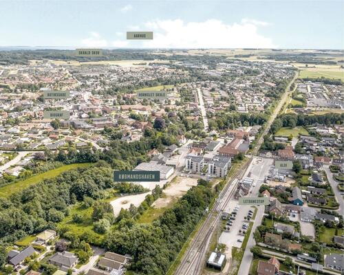Velkommen til Købmandshaven – et moderne og bæredygtigt hjem midt i Hornslet 😍<br>