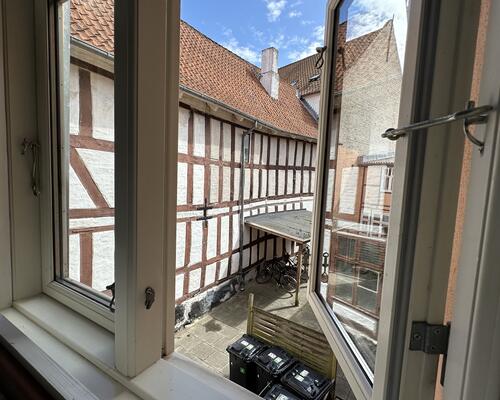 Perfekt beliggenhed i H.C Andersens kvarter i hjertet af Odense. GRATIS husleje i september 2026