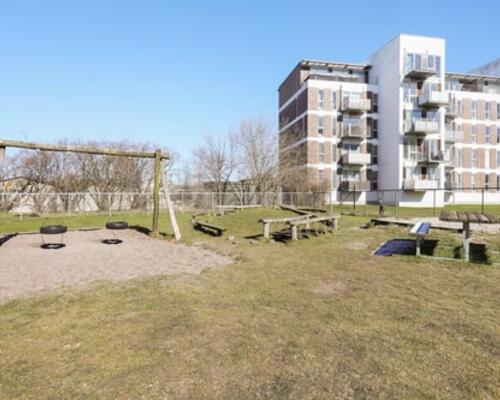 4-værelses lejlighed med skønt lysindfald