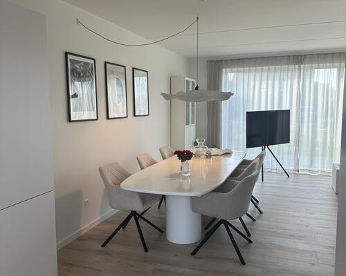 Skønt 4-vær. rækkehus med egen carport og have i nyopført ejendom i Hasselager.