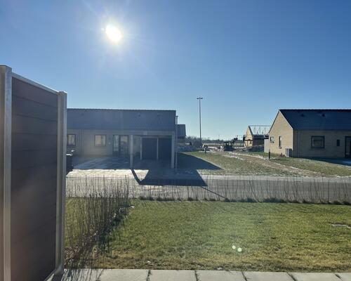 4-VÆRELSES RÆKKEHUS!