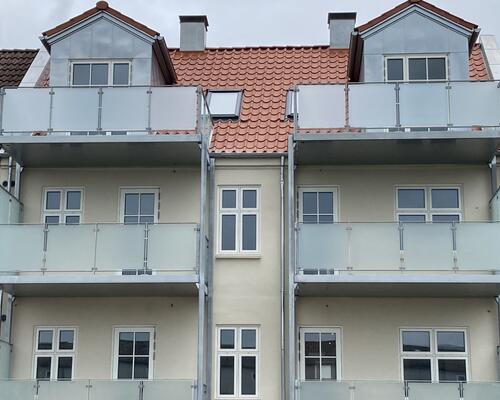 Nyopført 2 vær. lejlighed, alt er nyt.
