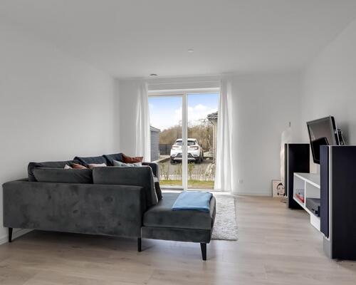 Bynær og moderne bolig med 3 soveværelser udlejes
