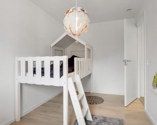 Bynær og moderne bolig med 3 soveværelser udlejes