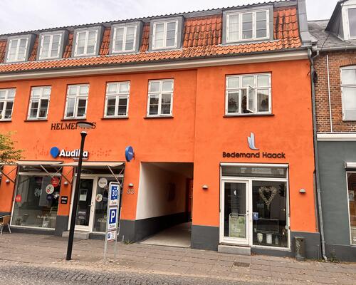3 værelses lejlighed med altan beliggende centralt i Sorø
