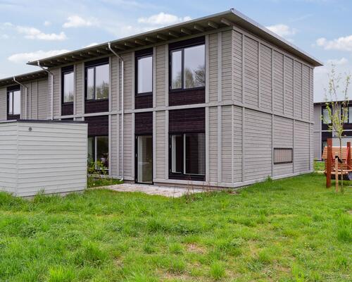 Moderne og lyst rækkehus med 4 værelser, gratis p-plads og gode fælles faciliteter