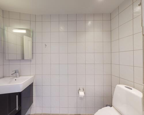 Central lejlighed med moderne køkken i Aalborg