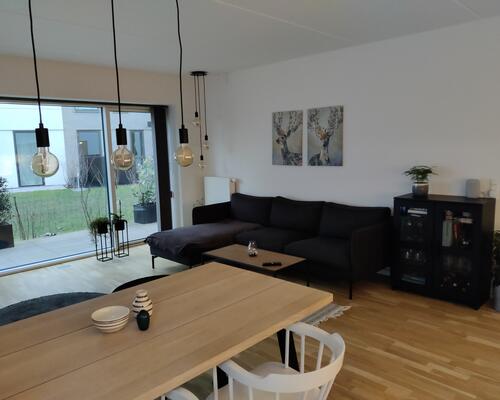 Skøn lejlighed i Risskov