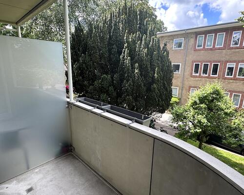 Charmerende nyrenoveret lejlighed i Charlottenlund