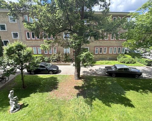 Charmerende nyrenoveret lejlighed i Charlottenlund