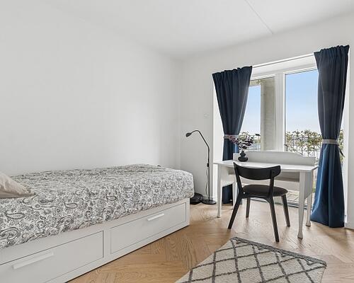 Islands Brygge – København S – Lækker Luksuslejl. omgivet af kæmpe altan – fantastisk panorama udsigt over havnebassinet