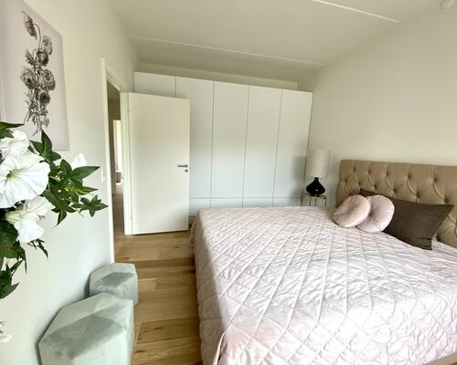 Moderne rækkehus i Munkebjerg Park med smuk udsigt