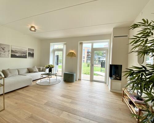 Moderne rækkehus i Munkebjerg Park med smuk udsigt
