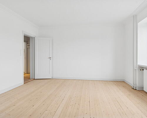 Central 2-værelses på 78 m2 med stor sydvendt altan, fjordkig og elevator - Gratis vask i Vaskeri, samt mulighed for medleje af p-plads