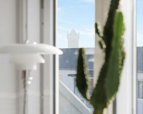 Eksklusiv penthouselejlighed med hems og altan