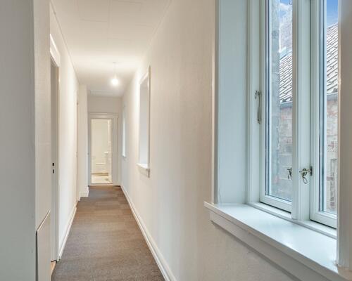 215 m2 stor herskabslejlighed med 4 soveværelser