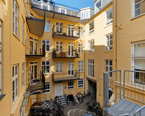 Stor moderne 3-værelses lejlighed Midt i København K