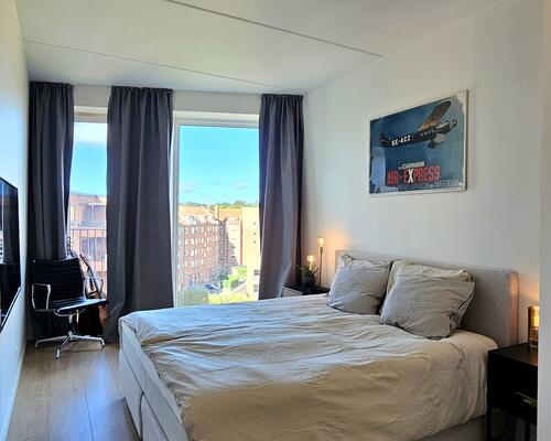 Penthouse lejlighed på toppen i nyere ejendom m. EGEN STOR TAGTERASSE