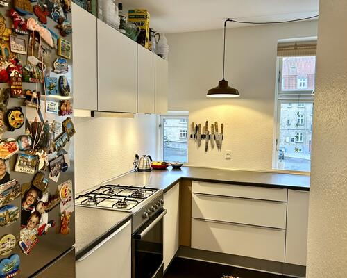 Rummelig og superflot 3 værelses lejlighed på attraktiv beliggenhed i Aalborg