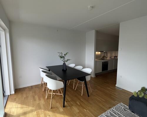 SKØN 2 VÆRELSES MIDT I LATINERKVARTERET