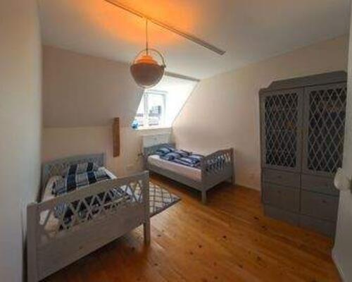 Eksklusiv møbleret penthouse med privat tagterrasse og panoramaudsigt over København til udlejning for 6-12 mdr.