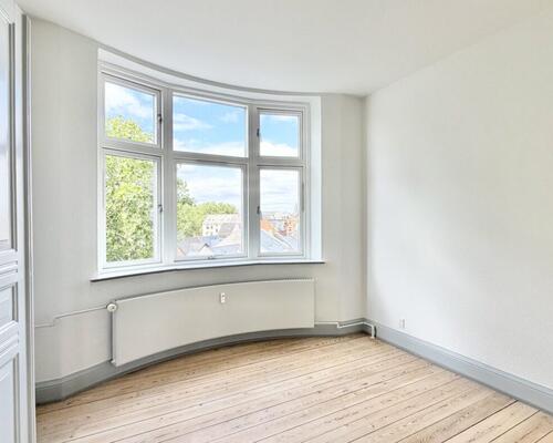 3 værelses – Jens Benzons Gade 56, 3. th. – Odense C