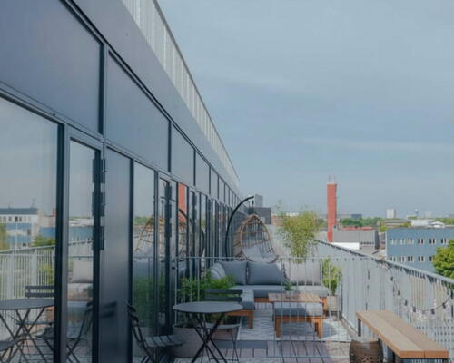Unik bolig nær centrum med privat tagterrasse!