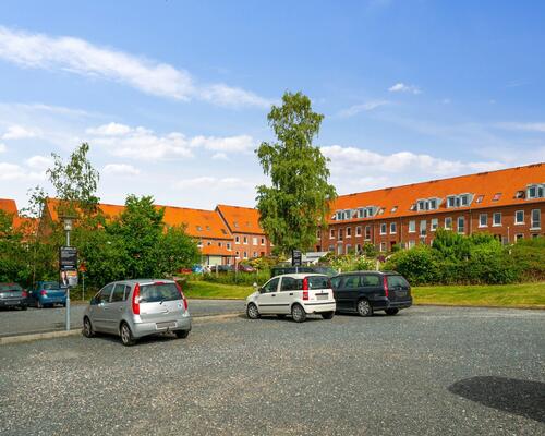 Prisvenlig og stor 1-værelses lejlighed