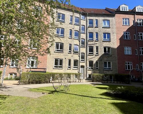 Indbydende lejlighed med charmerende atmosfære i Aalborg midtby