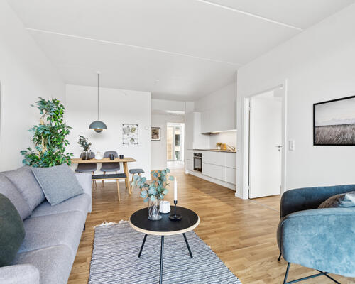 Moderne 4-værelses med stor altan og fællestagterrasse