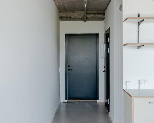 Rummeligt studio et stenkast fra Amagerbro