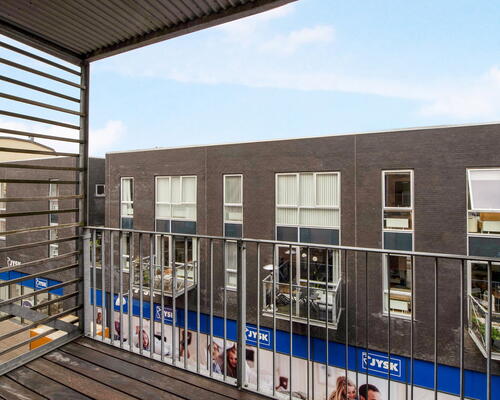 Stor 2-værelses penthouse centralt i Valby - tæt på alt