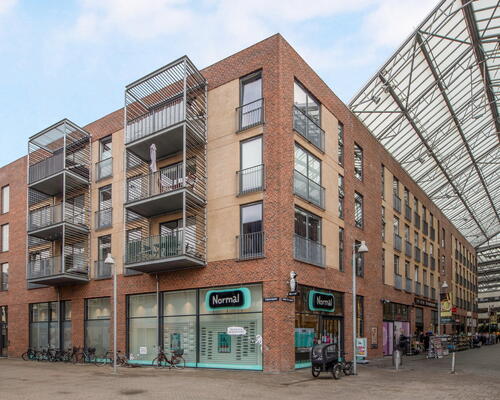Stor 2-værelses penthouse centralt i Valby - tæt på alt