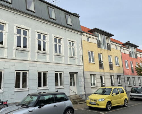 Lys, lækker og delevenlig 3-værelses i Svendborg by!