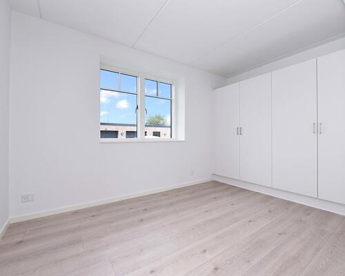 Pakhuset på havnen i Hou