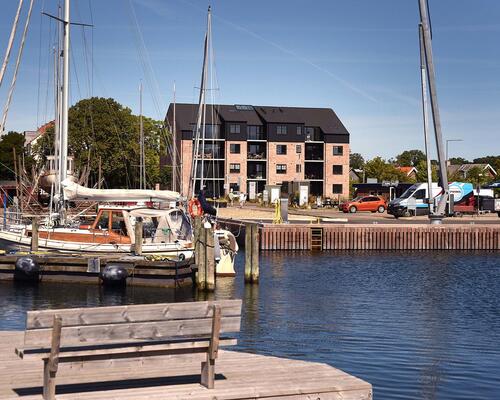 Pakhuset på havnen i Hou