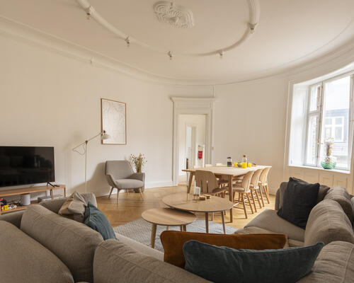 9 værelses lejlighed i København V