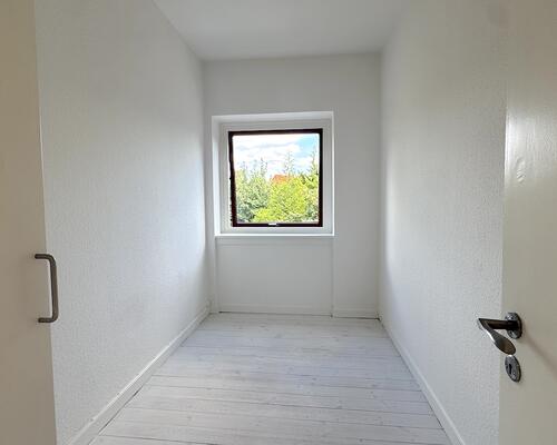 Charmerende nyrenoveret lejlighed i Charlottenlund
