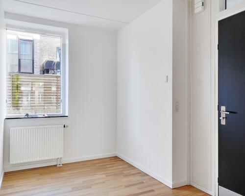 Lækker delelejlighed ved UNI & Trøjborg