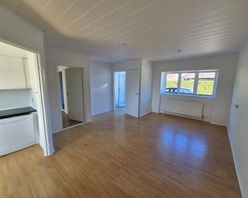 3 vær. lejlighed til leje i Gesten. 84m2